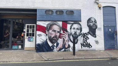 Mural of Gareth Southgate, Harry Kane and Raheem Sterling